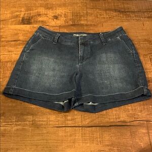Maurice’s denim shorts | cuffed hem | Sz 5/6
